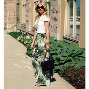 Forever 21 palm leaf print wide leg chiffon pants Influencer Favorite Sold Out